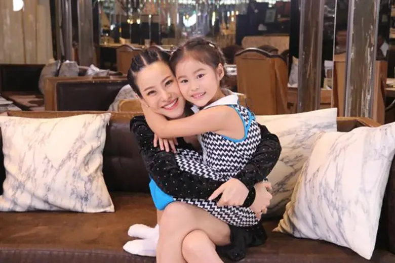 ทีวีไกด์: รายการ “LITTLE NIRIN” “หนิง ปณิตา” ขำๆ เจอลูกแฉยับ อายหนักมาก รู้ความลับทั้งประเทศ