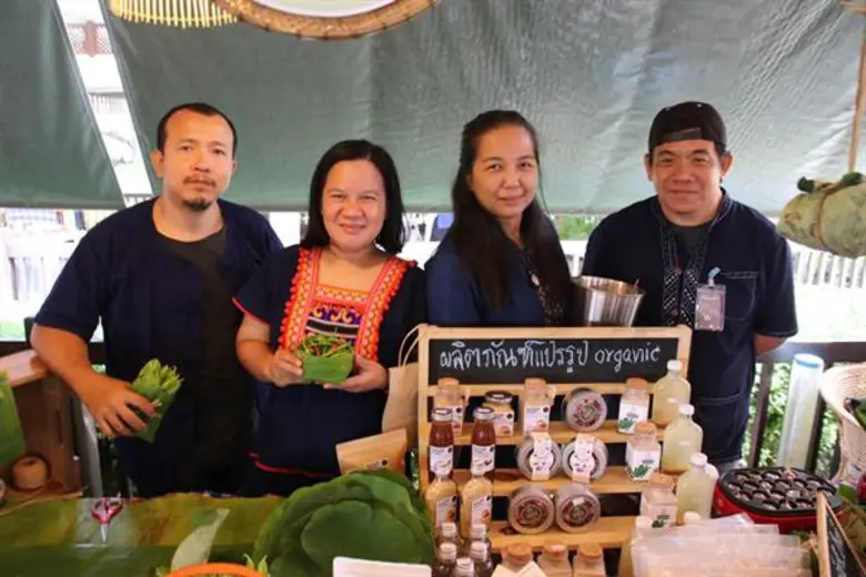 สามพรานโมเดล จับมือ ททท. ชวนคนไทย เท่นอกกรอบ ร่วมขับเคลื่อนสังคมอินทรีย์สู่ชีวิตสมดุล ในงานสังคมสุขใจ 7-9 ธันวาคม พร้อมเตรียมเปิดตัว Sampran Model Academy ถ่ายทอดความรู้สู่สังคม