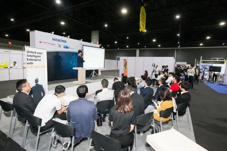 เอบีม คอนซัลติ้ง (ประเทศไทย) เผยไอเดียใหม่จากบิ๊กดาต้า สำหรับธุรกิจรถยนต์ จากทีมชนะเลิศในงานแฮกกาธอนที่ผ่านมา