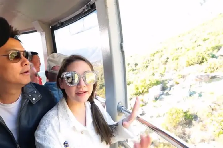 ทีวีไกด์: รายการ "หนีเที่ยวกัน" เยือนสิ่งมหัศจรรย์แห่งใหม่ของโลก “ฟลุค&ลี&อชิ” พาเสียวที่สูง