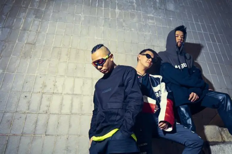 เซอร์ป็อปป้า ดึง แกงส้ม ซีดี ตั้งแก๊งค์คนใจบาง เขย่าหัวใจโซเชียล4.0