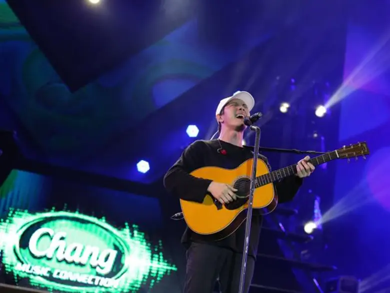 ยกแก๊งค์เพื่อน มากระโดด...มาเฮ กันให้สุด ในคอนเสิร์ต “ช้าง มิวสิค คอนเนคชั่น มิวสิคโทรโพลิส” มหาครดนตรี ที่เชื่อมทุกมิตรภาพ พบกันที่ลาน “เอสที สแควร์” จังหวัดเชียงราย 1 ธันวาคม 2561 นี้ ประตูเปิด 16.30 น.