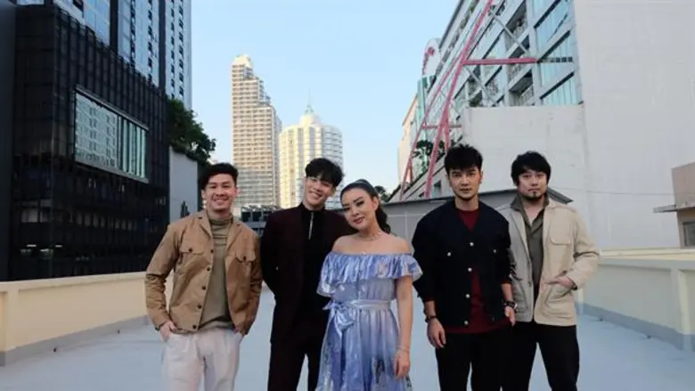 แฟนๆ เรียกร้องหนักมาก!! “ลุลา x ซีซันไฟฟ์” จัดให้พร้อมส่งเอ็มวี “คือความว่างเปล่า” เอาใจคนเหงา2018