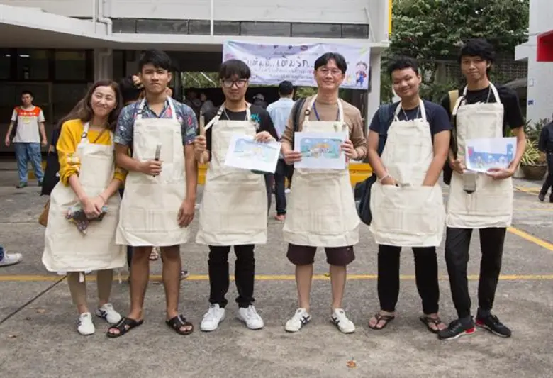 สถาบันราชานุกูล ร่วมกับ เครือข่ายการ์ตูนไทยสร้างสรรค์สังคม และภาคีเครือข่าย สสส. รวมพลังจิตอาสา สร้างงานกำแพงศิลปะเป็นสื่อส่งกำลังใจเนื่องในวันคนพิการไทย