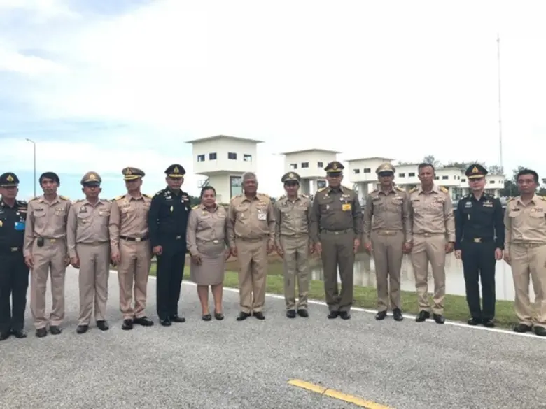 พลเอก กัมปนาท รุดดิษฐ์ องคมนตรี พร้อมด้วย...