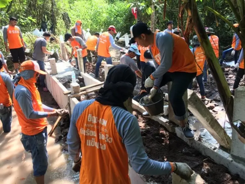 Q-CON รวมพลังรักษ์โลก ผู้บริหาร และพนักงานคิวคอน ระดมพลังร่วมสร้างฝายชะลอน้ำ และโป่งเทียมเพื่อสัตว์ป่า ผู้บริหารเผยเป็นโครงการนำร่อง ก่อนขยายผลสู่งานอนุรักษ์ที่มีความหลากหลาย