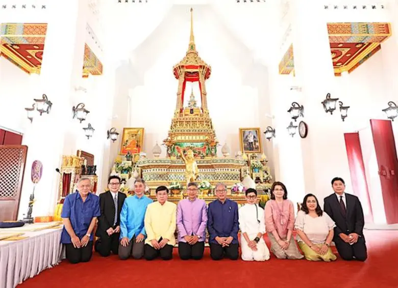 พลอากาศเอก ตรีทศ สนแจ้ง รองประธานกรรมการ ...