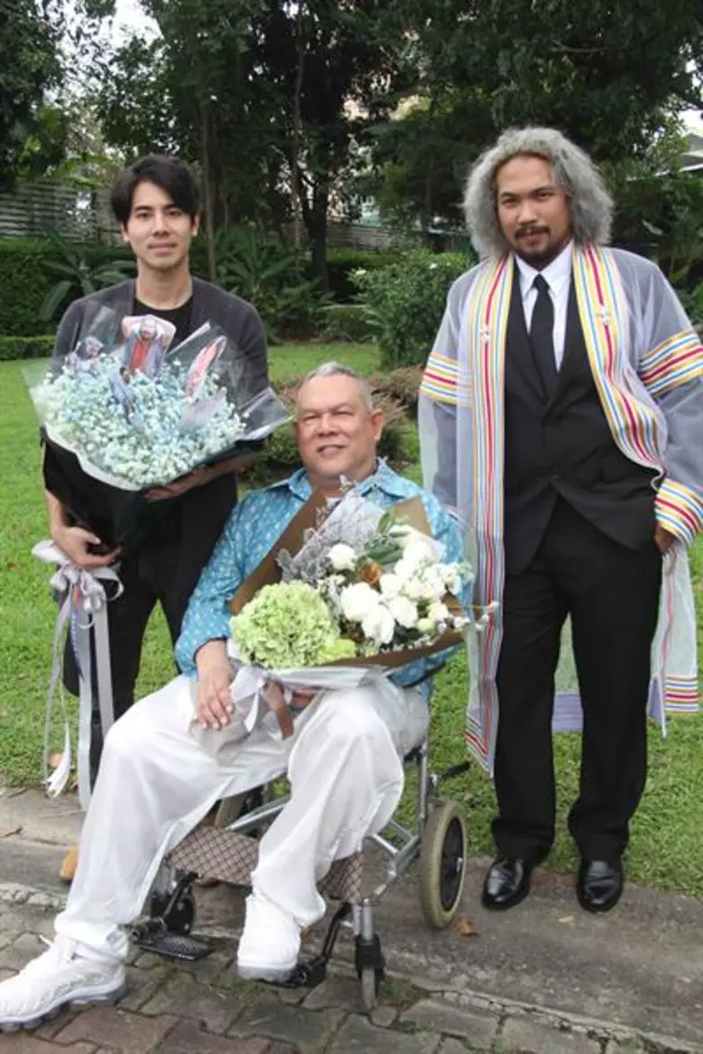 เรียบร้อยโรงเรียนผลิตภาพยนตร์ไปอีกหนึ่งรา...