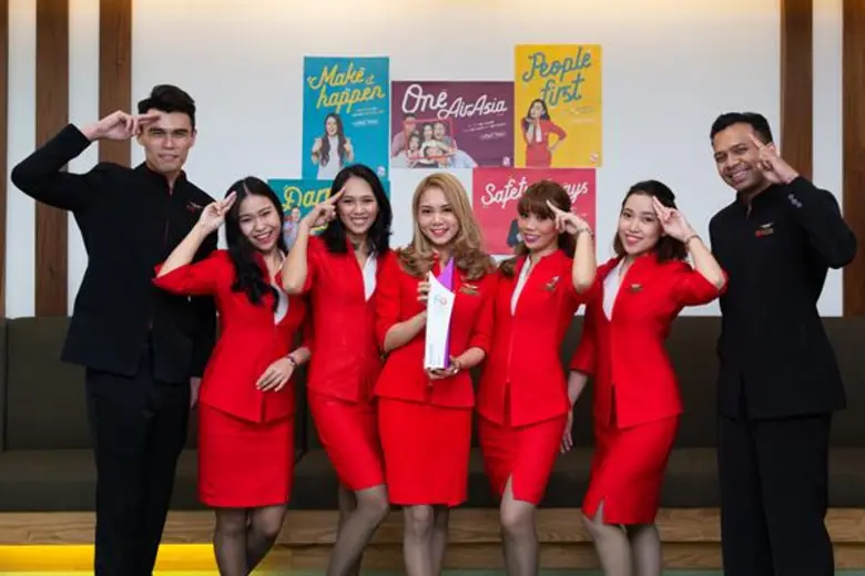 แอร์เอเชียคว้ารางวัลจาก Asean Business Aw...
