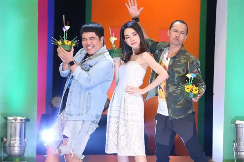 ทีวีไกด์: รายการ “ศึก 12 ราศี” “โม มนชนก”งานชุก ขอลุ้น โบนัสเต็มกระเป๋า ในศึก12ราศี