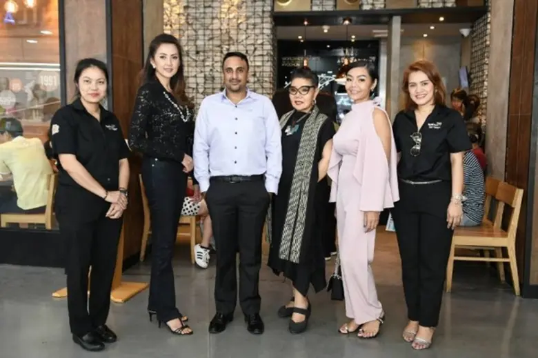 มร. เอ สัจเดว์ ประธานเจ้าหน้าที่บริหาร บร...