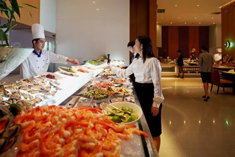 สุขสันต์วันพ่อ เซ็นทาราแกรนด์ฯ เซ็นทรัลเวิลด์ ขอเชิญชวนลูกๆ จูงมือคุณพ่อมาบอกรักด้วยบุฟเฟ่ต์บรั้นซ์ หลากหลายเมนู