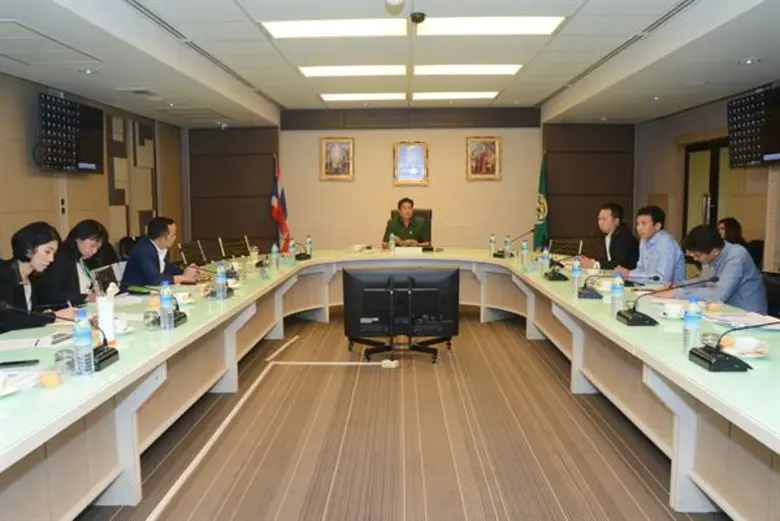 นายระพีภัทร์ จันทรศรีวงศ์ ผู้ช่วยปลัดกระท...