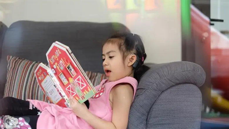 “โครงการหนูอยากได้ยินเสียงแม่”