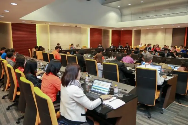 ปลัดกระทรวงดิจิทัลฯ เดินหน้าเตรียมความพร้อมควบรวม 2 หน่วยงาน เป็น บมจ. โทรคมนาคมแห่งชาติ คาดว่าจะแล้วเสร็จไม่เกินกลางปี 62