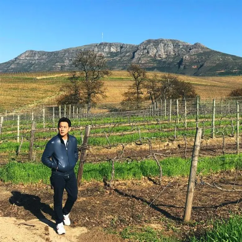 ทีวีไกด์: รายการ "หนีเที่ยวกัน" “ฟลุค&ลี&อชิ” ผวาแอฟริกาใต้!