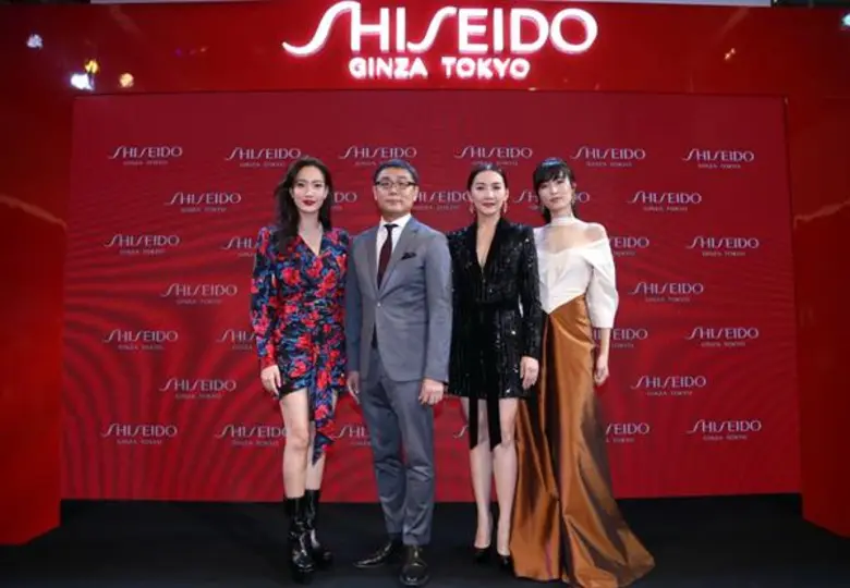 แต้ว-ปอย ควงคู่ร่วมเปิด Shiseido Free Standing Store แห่งแรกของประเทศไทย พร้อมพบกับชุดของขวัญแห่งปี SHISEIDO Holidays 2018 “ Ribbonesia Limited Edition” ในงาน “Discover The 1st Shiseido Free Standing Store”