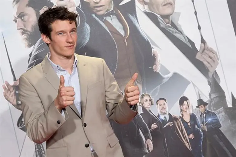 2 พี่น้องตระกูลสคามันเดอร์!!! เอ็ดดี้ เรดเมย์น, คัลลัม เทอร์เนอร์ เดินทางโปรโมทภาพยนตร์ Fantastic Beasts: The Crimes of Grindelwald ที่กรุงมาดริด ประเทศสเปน