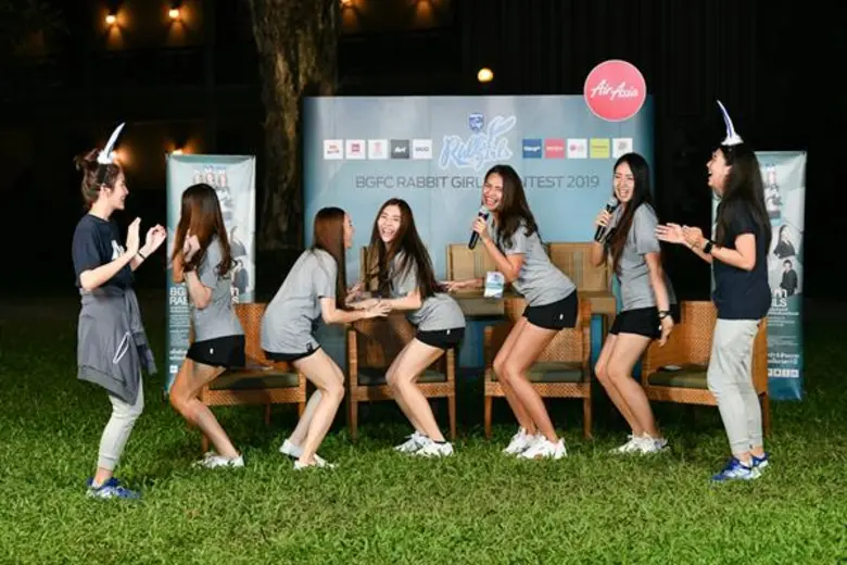 ติวเข้ม! "แรบบิท เกิร์ล คอนเทสต์ 2019" 20 คนสุดท้ายเก็บตัววันแรก วิชชิ่ง ทรี รีสอร์ท