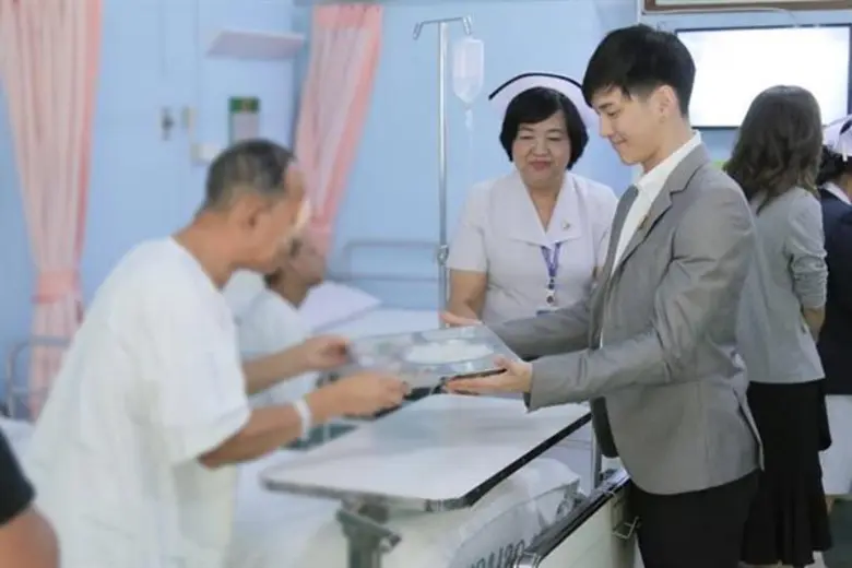 “เต้ย” –“ซาร่า”” สุดปลื้มมอบเงิน 1 ล้านบาท จากรายการ “Dance Dance Dance Thailand ให้มูลนิธิ ร.พ.ราชวิถี เพื่อสาธารณะกุศล