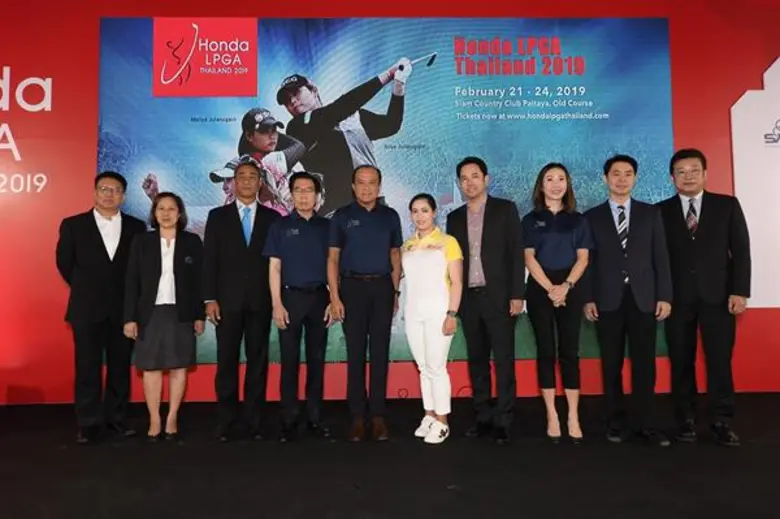 นายชยานนท์ กฤตยาเชวง รองกรรมการผู้จัดการใ...