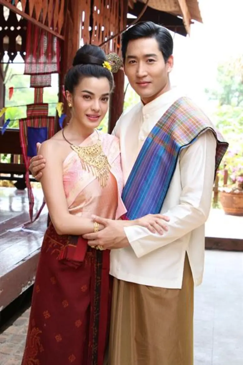 “จูน” เขินเลิฟซีน “ไนกี้” !!! รับเครื่องรวน อู้เหนือ...เว้าอีสาน