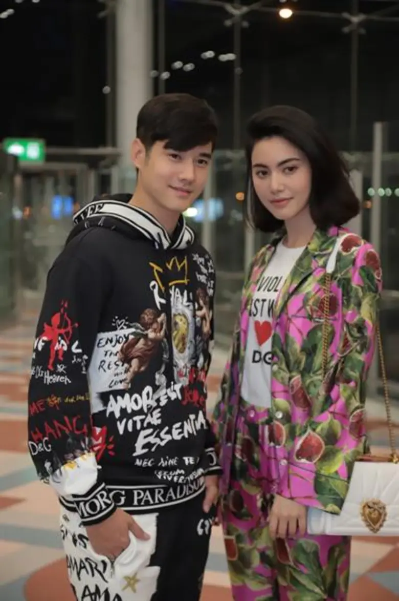 ร่วมส่งกำลังใจ “ใหม่ – มาริโอ้” แพ็คคู่ 2 ซุป’ตาร์พันล้าน ตัวแทนจากไทยและเอเชียแปซิฟิก ร่วมเดินแฟชั่นโชว์ “Dolce & Gabbana The Great Show”