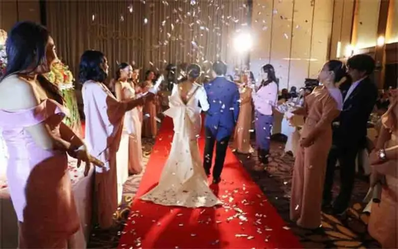 สัมผัสบรรยากาศงานแต่งแสนประทับใจ โดยทีมงา...