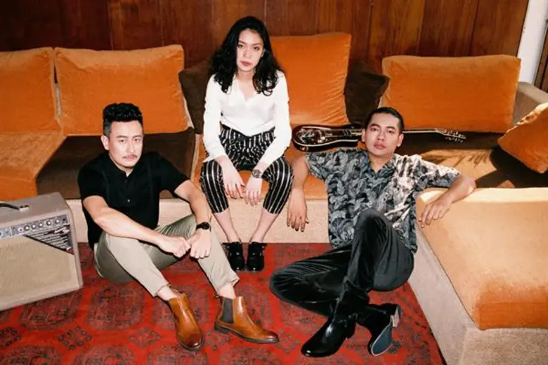 หายหน้าหายตาไปนาน แบบมีซิงเกิลพิเศษๆ ให้แ...