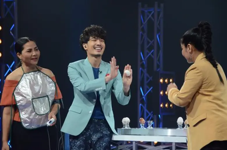 ทีวีไกด์:  รายการ “บัดดี้ตีไข่” แฉความลับสุดฮา ของ สุนารี และ ตั๊ก ศิริพร