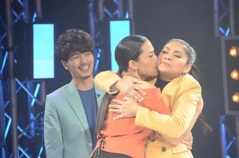 ทีวีไกด์:  รายการ “บัดดี้ตีไข่” แฉความลับสุดฮา ของ สุนารี และ ตั๊ก ศิริพร