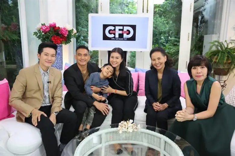 ทีวีไกด์: รายการ “คลับฟรายเดย์โชว์” ความรักของผู้ชายในฝัน “ผู้พันเบิร์ด” !! ใน คลับฟรายเดย์โชว์ เสาร์นี้