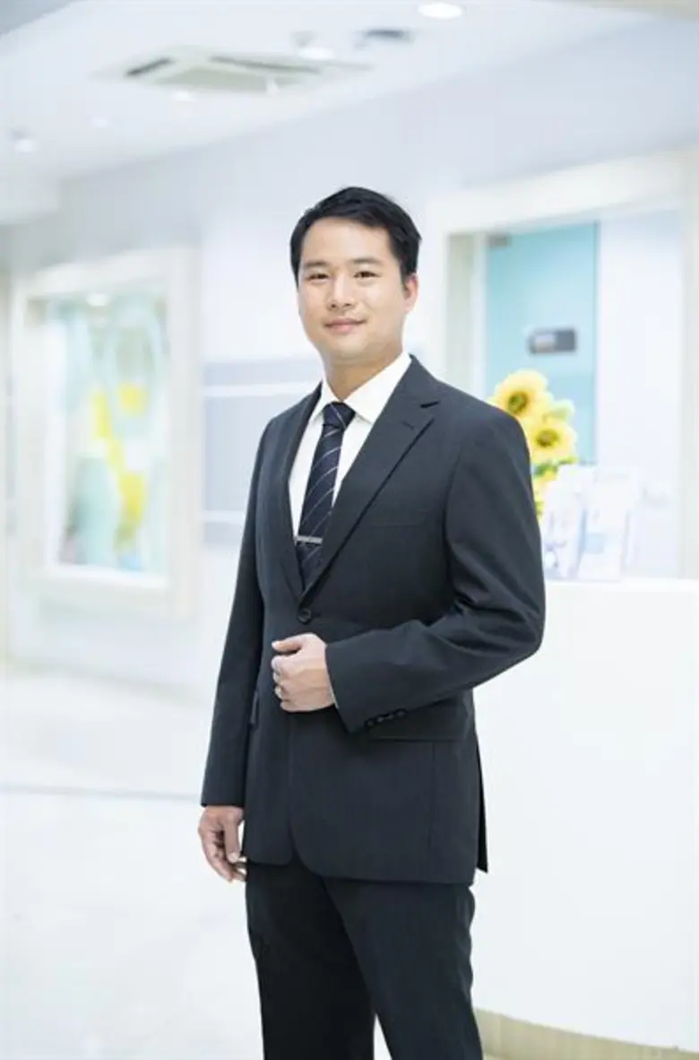 "เชน เหล่าสุนทร" ผู้บริหาร บมจ.โรงพยาบาลวัฒนแพทย์ ต...