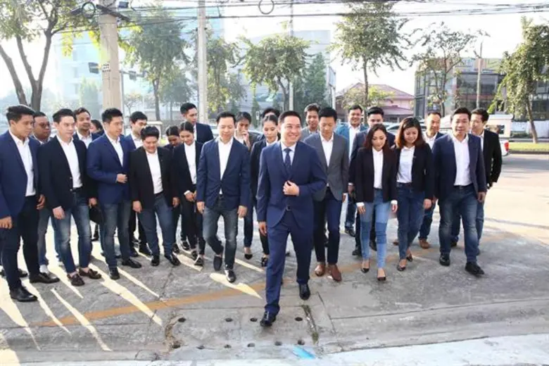 พรรคพลังประชารัฐ (พปชร.) เปิดตัวคนรุ่นใหม...