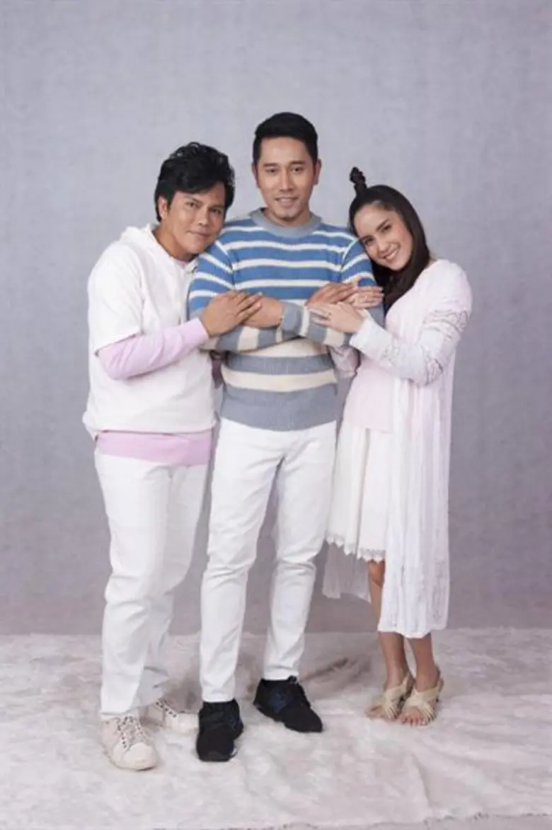 ดร.ทวีศักดิ์ รุกฆาต!!! นั่งแท่นผู้จัดฯ หยิบหนังรักชื่อก้อง “รักไม่จำกัดนิยาม” มารีเมคฉบับซีรี่ย์ลงจอไอพีเอ็ม