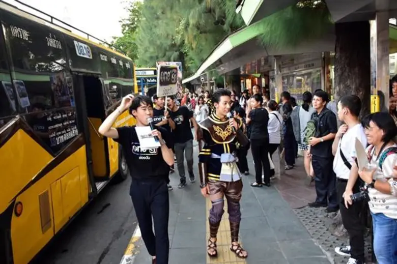 “กั้ง-กรณ์” สวมวิญญาณ “ขุนปราบ” ควงคู่ “สมายด์-ภาลฏา” โปรโมทละคร “ขุนปราบดาบข้ามภพ”