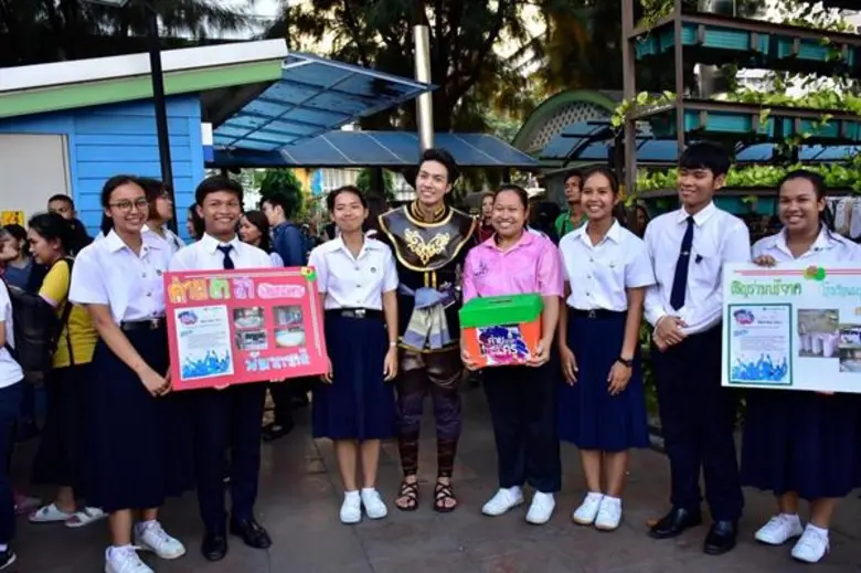 “กั้ง-กรณ์” สวมวิญญาณ “ขุนปราบ” ควงคู่ “สมายด์-ภาลฏา” โปรโมทละคร “ขุนปราบดาบข้ามภพ”