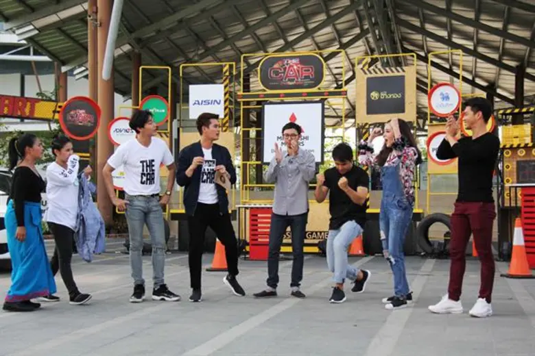 2 หนุ่ม เพชร-นิว ชวนสาว แก้มบุ๋ม ตะลุยภารกิจอัจฉริยะ