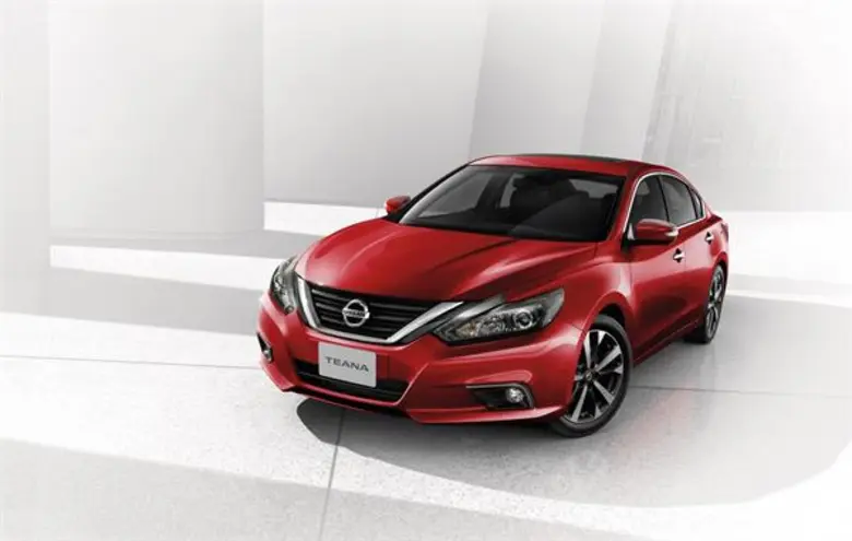 นิสสันนำเสนอรถยนต์หลากรุ่นในงานมหกรรมยานยนต์ครั้งที่ 35