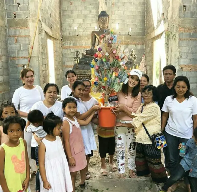 อนุโมทนาบุญกับผู้ประกาศสาว หลี่แช-วิยดา พ...