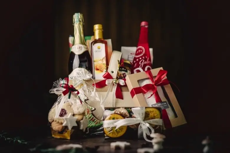 กลับมาอีกครั้งกับเทศกาลแห่งความสุขกับกระเช้าและชุดข...