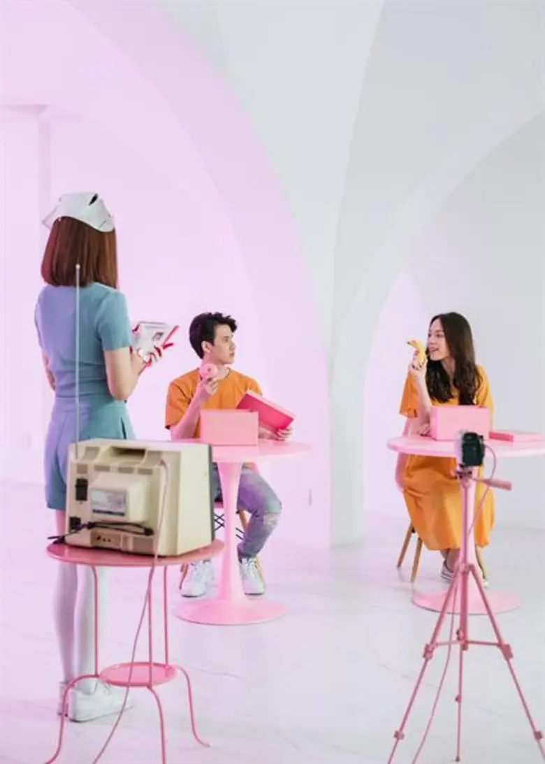 มีโอกาสฝากผลงานแสดงซีรีส์ และผลงานเพลงในฐ...