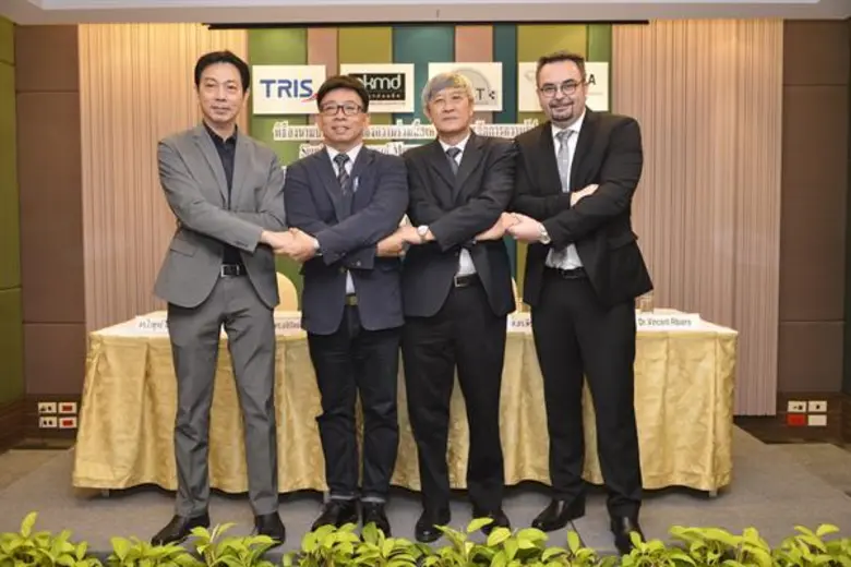 ทริสจับมือสำนักงานบริหารและพัฒนาองค์ความรู้(OKMD)สถาบันคลังสมองของชาติ(KNIT)และสถาบันที่ปรึกษาด้านการจัดการความรู้และนวัตกรรมแห่งเอเชียตะวันออกเฉียงใต้(IKI-SEA)จัดตั้งเครือข่ายการจัดการความรู้ประเทศไทย