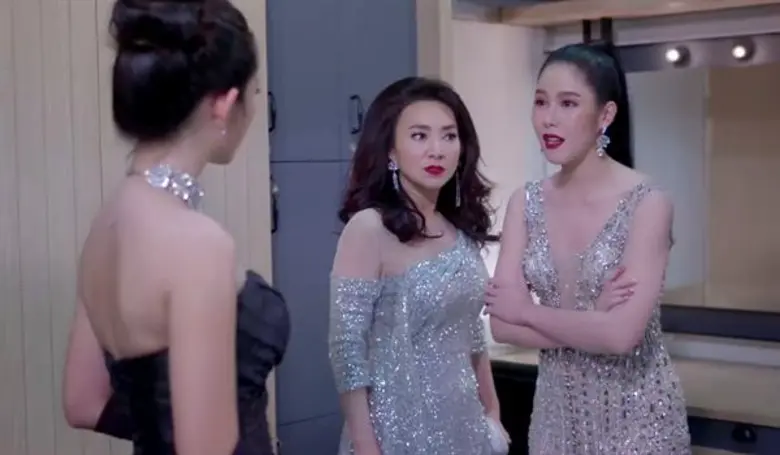 “ใบเฟิร์น -เบญ” มวยถูกคู่ เปิดฉากฉะ ตาต่อตา ฟันต่อฟัน!!