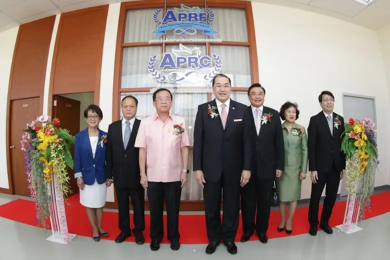 ผศ.วุฒิศักดิ์ ลาภเจริญทรัพย์ อธิการบดีมหา...