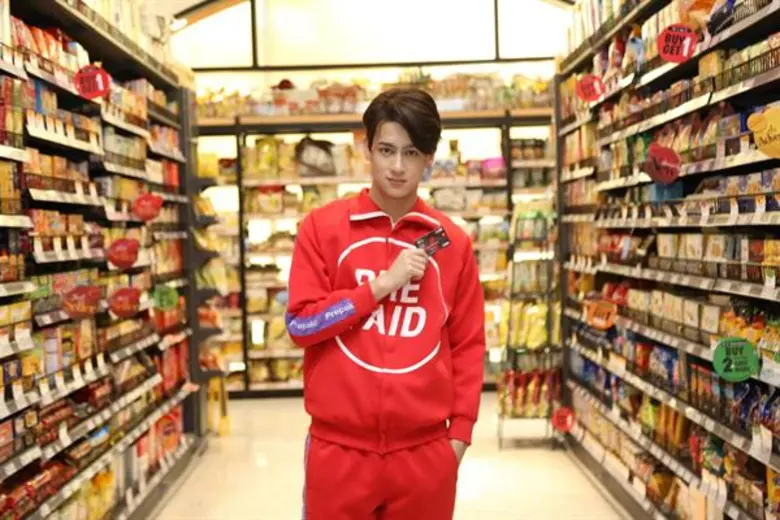 ธนาคารไทยพาณิชย์ จับมือ เดอะมอลล์ กรุ๊ป เดินหน้าสู่สังคมไร้เงินสดอย่างเต็มรูปแบบ เปิดตัวบัตรเติมเงินสุดล้ำเอาใจขาช้อป SCB M VISA PREPAID CARD