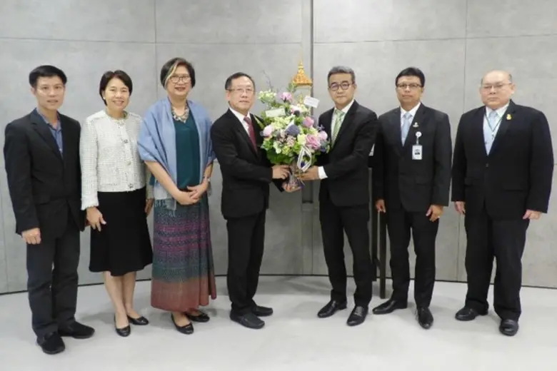 นายสัมมา คีตสิน กรรมการ บรรษัทตลาดรองสินเ...