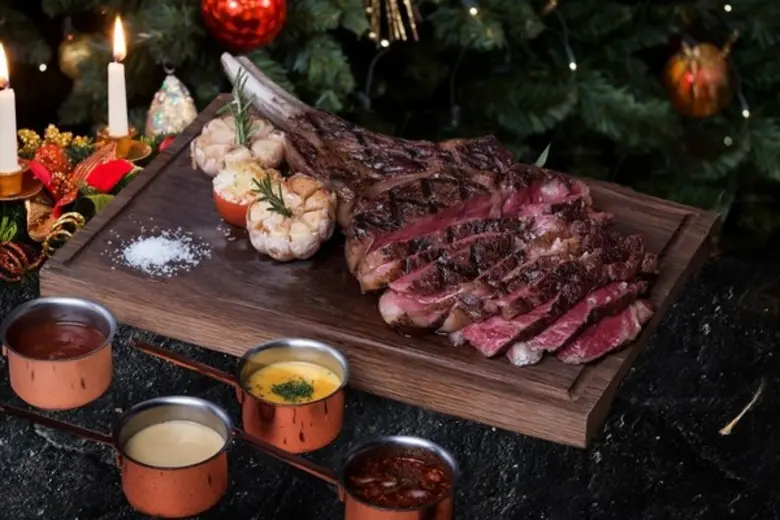 GLAMOROUS FESTIVE MOMENTS 2018 AT HOTEL MUSE BANGKOK