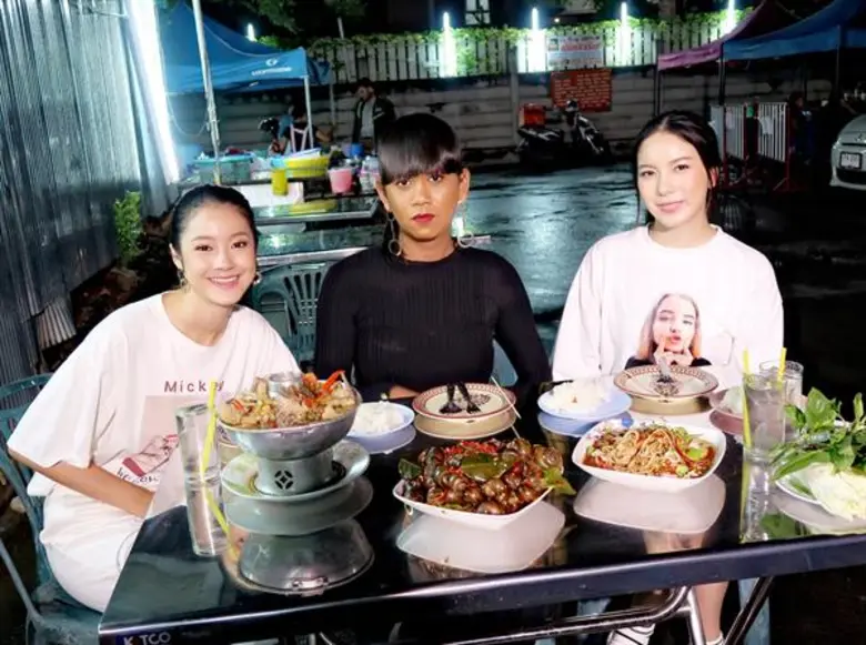 ทีวีไกด์: รายการ “#TEAMGIRL” “เจนนี่-มุก-น้ำตาล” พาเที่ยวแหล่งช้อปสุดฮิต!!! พร้อมจัด “5 ร้านต้องกิน ย่านรัชโยธิน”