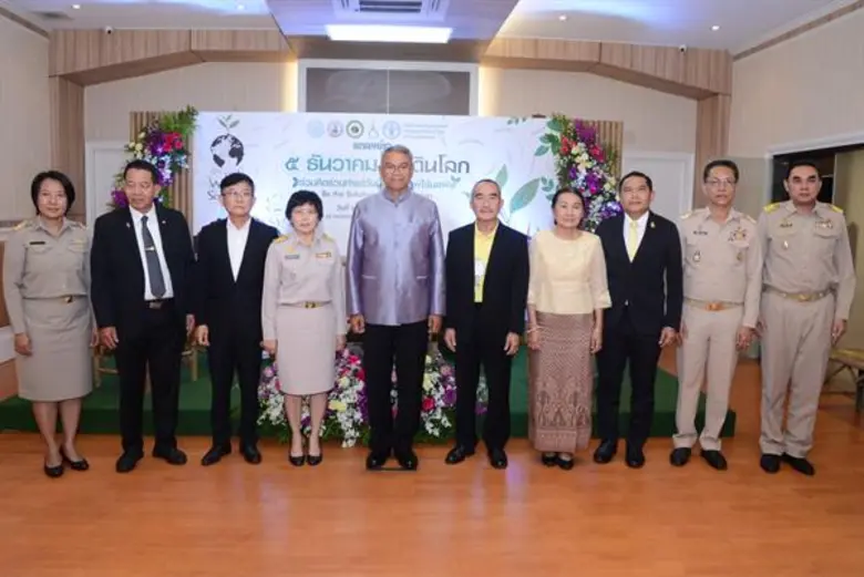 นายวิวัฒน์ ศัลยกำธร รัฐมนตรีช่วยว่าการกระ...